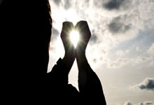 必发体育：还得看詹，最后时刻詹姆斯两罚全中+喊出关键暂停+血帽申京.